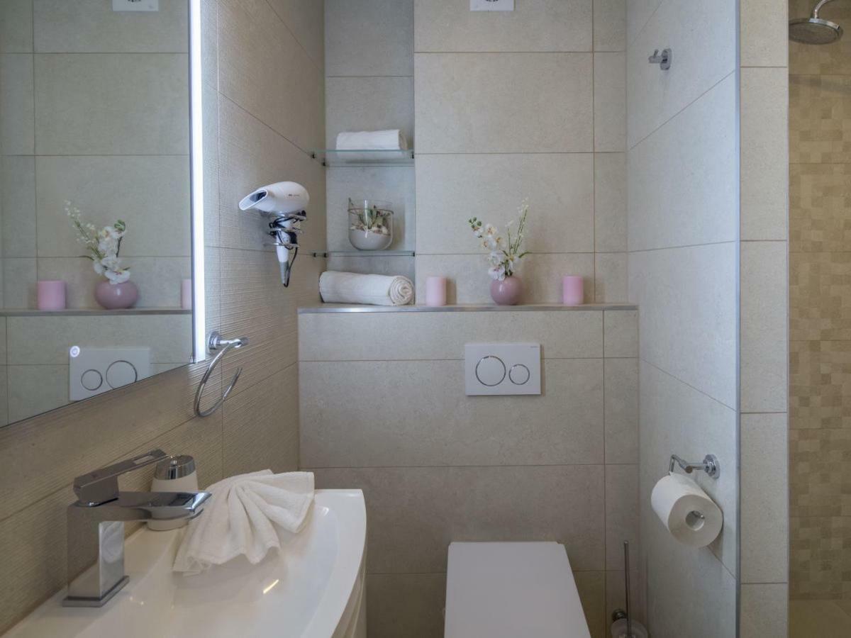 Apartment Villa Franko Maris Podstrana Buitenkant foto