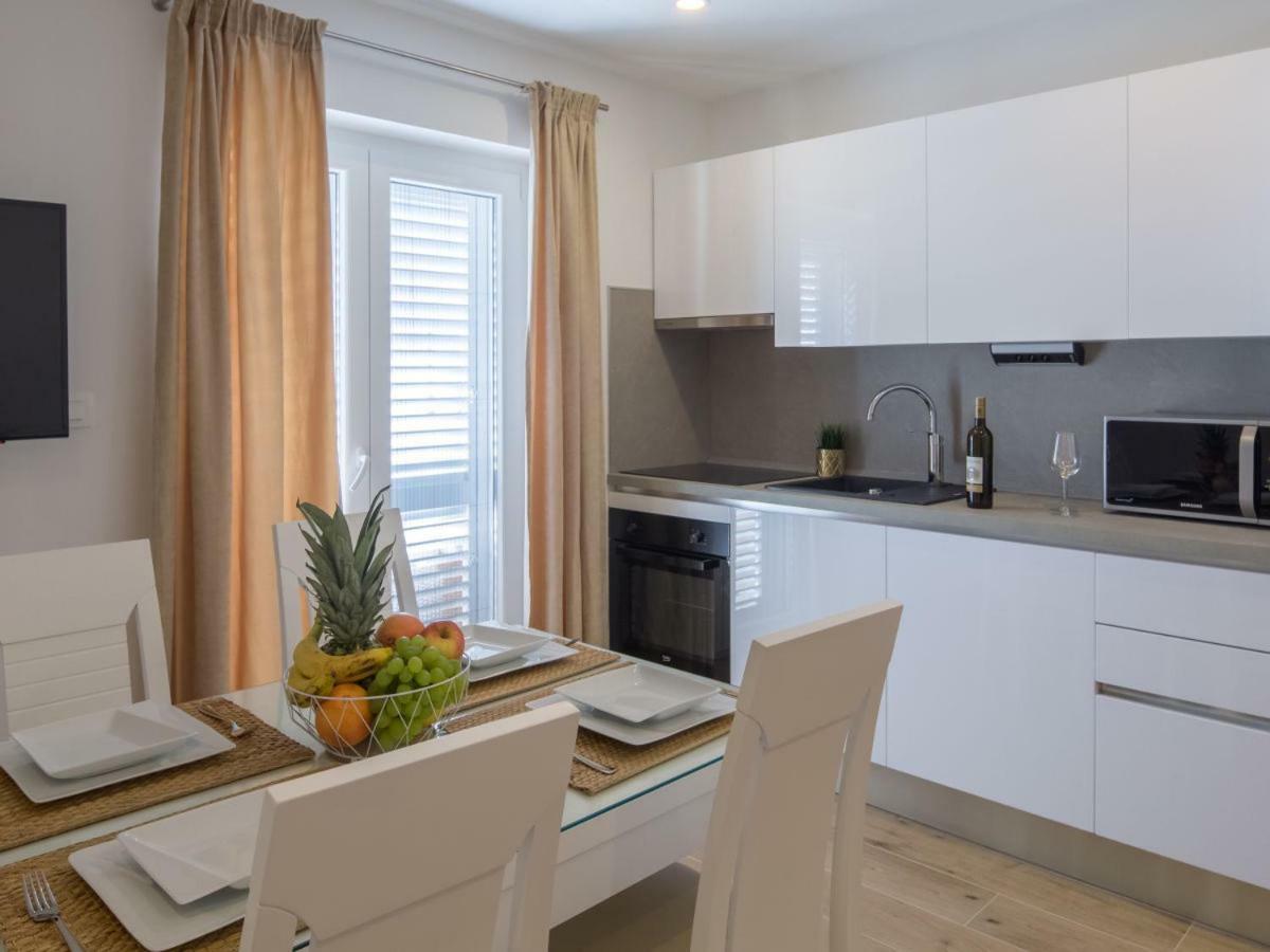 Apartment Villa Franko Maris Podstrana Buitenkant foto