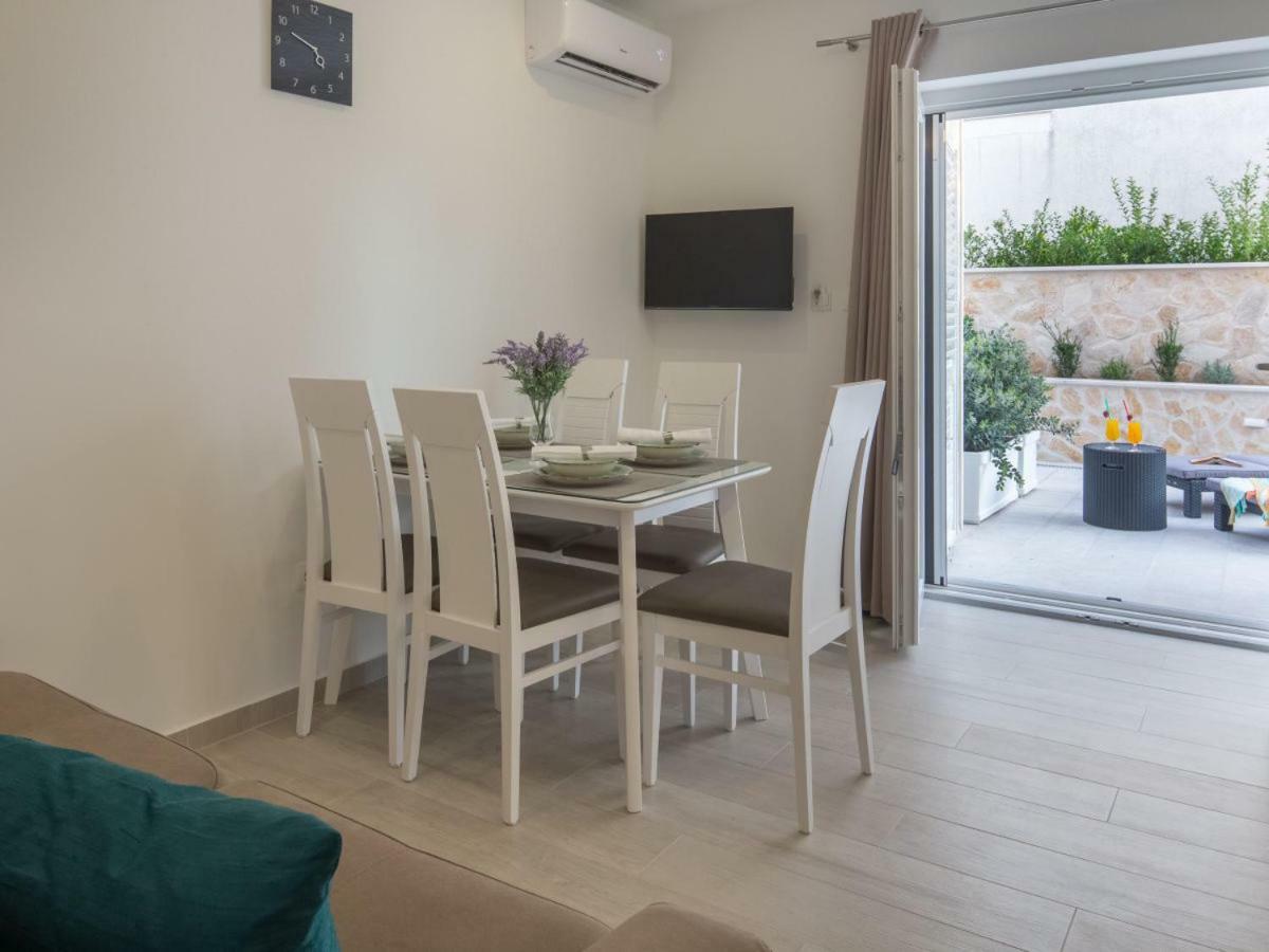 Apartment Villa Franko Maris Podstrana Buitenkant foto